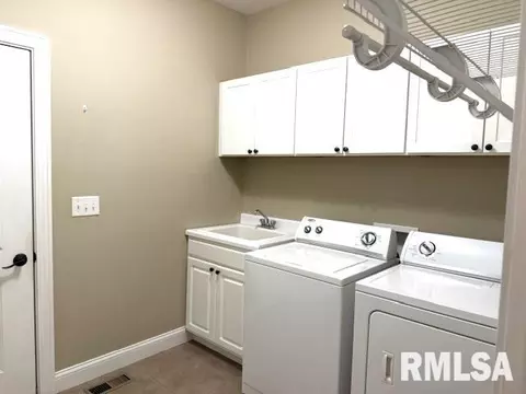 Other - 1620 Hoechester Rd, Springfield, IL 62712 photo 33 of 38