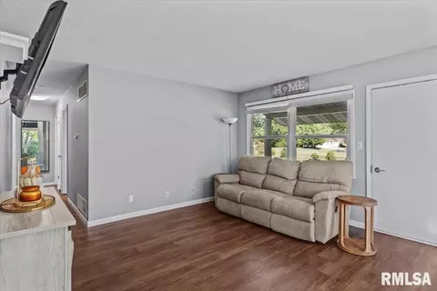 Other - 425 Pakey Rd, Springfield, IL 62712 photo 5 of 12