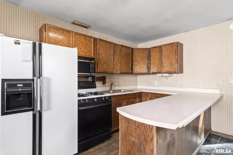 3345 S 5th St, Springfield, IL 62703 photo 9