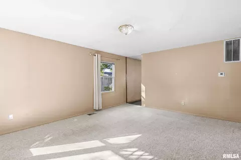 3345 S 5th St, Springfield, IL 62703 photo 5