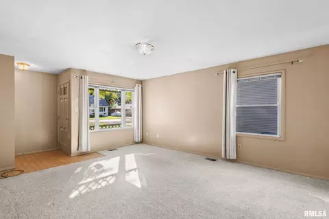 3345 S 5th St, Springfield, IL 62703 photo 7