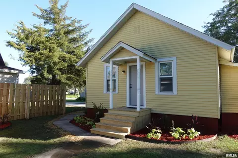 1250 S Seminary St, Galesburg, IL 61401