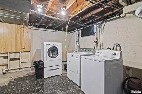 Other - 2456 S 11th St, Springfield, IL 62703 photo 10 of 12