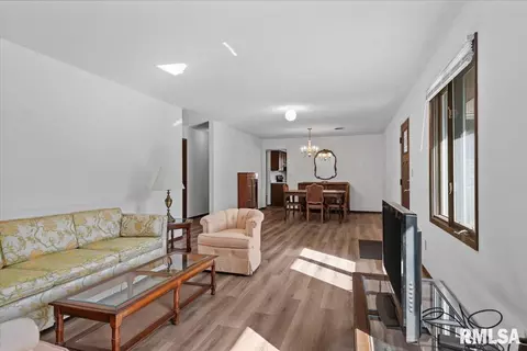 Other - 2829 White Plains Ct, Springfield, IL 62704 photo 6 of 10