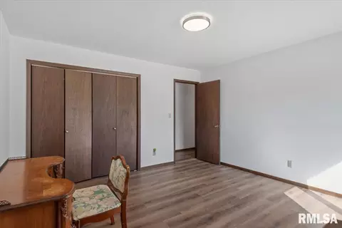 Bedroom - 2829 White Plains Ct, Springfield, IL 62704 photo 7 of 7