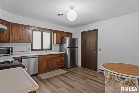 Other - 2829 White Plains Ct, Springfield, IL 62704 photo 8 of 10