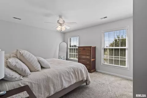 Bedroom - 2700 Keats Dr, Springfield, IL 62711 photo 3 of 13