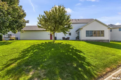 Exterior - 2700 Keats Dr, Springfield, IL 62711 photo 6 of 7