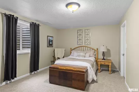Bedroom - 2700 Keats Dr, Springfield, IL 62711 photo 12 of 13