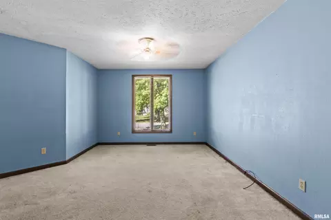 Bedroom - 1208 Harmony Ct, Springfield, IL 62703 photo 10 of 13