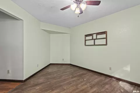 Other - 1208 Harmony Ct, Springfield, IL 62703 photo 3 of 7