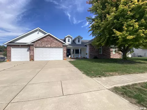 255 Meredith Dr, Sherman, IL 62684