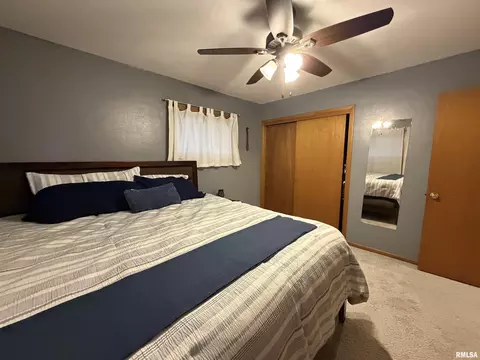 Bedroom - 1124 Bobby Ave, Macomb, IL 61455 photo 2 of 5