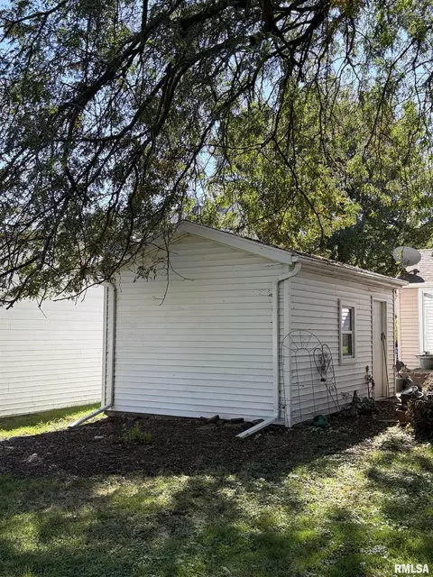 Other - 1191 Elm St, Canton, IL 61520 photo 4 of 4
