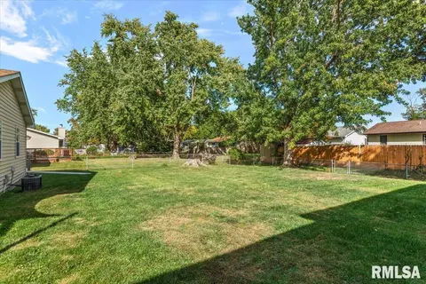 Exterior - 3416 Saint Francis Dr, Springfield, IL 62703 photo 1 of 7