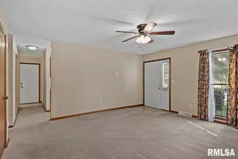 Entry Way - 3416 Saint Francis Dr, Springfield, IL 62703 photo 1 of 2