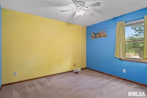 Bedroom - 3416 Saint Francis Dr, Springfield, IL 62703 photo 3 of 6