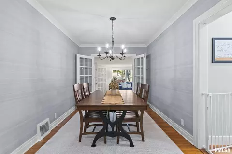 Dining - 1828 Noble Ave, Springfield, IL 62704 photo 1 of 3