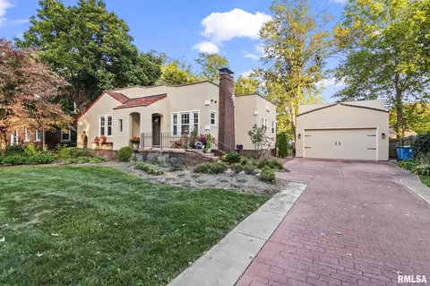 Exterior - 1828 Noble Ave, Springfield, IL 62704 photo 3 of 14