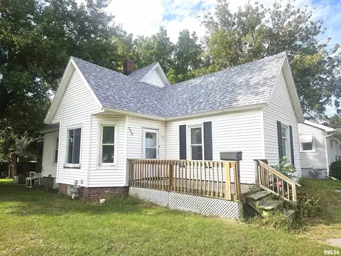 256 N Ivan Ave, Galesburg, IL 61401
