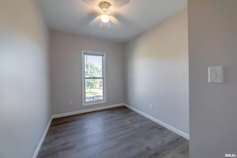 Bedroom - 309 N Main St, Payson, IL 62360 photo 4 of 5