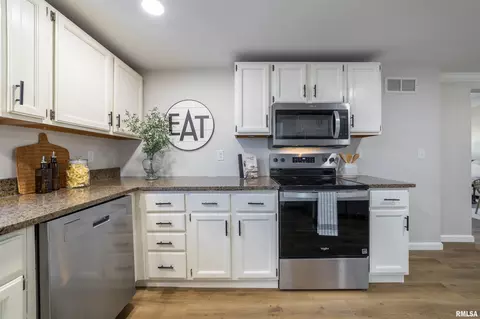 Kitchen - 309 N Main St, Payson, IL 62360 photo 3 of 5