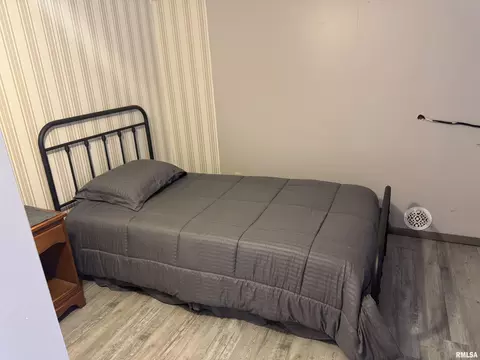 Bedroom - 305 S Oak St, Bath, IL 62617 photo 2 of 2