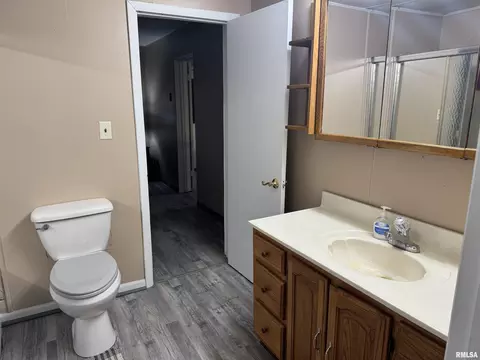 Bath - 305 S Oak St, Bath, IL 62617 photo 2 of 2