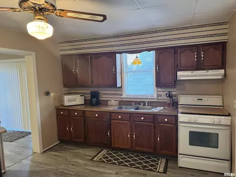 Kitchen - 305 S Oak St, Bath, IL 62617 photo 1 of 1