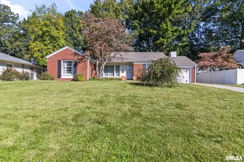 Exterior - 2009 Greenbriar Rd, Springfield, IL 62704 photo 1 of 3