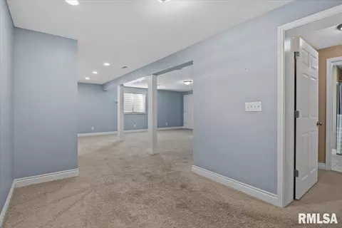 Entry Way - 4360 Creek Dr, Springfield, IL 62711 photo 5 of 5