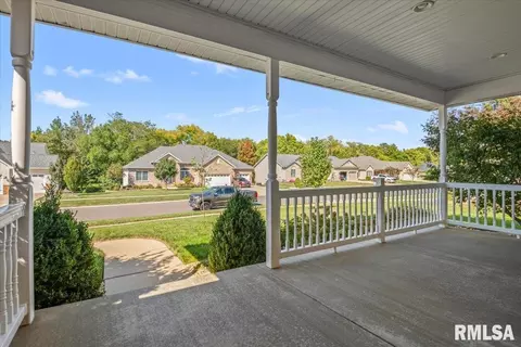 Exterior - 4360 Creek Dr, Springfield, IL 62711 photo 2 of 4