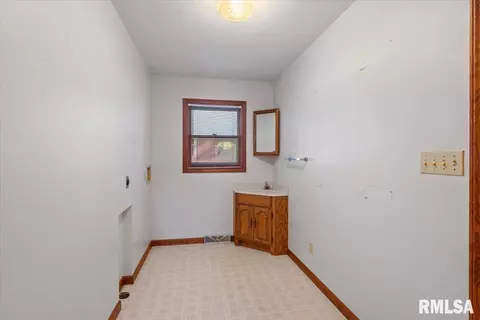 Other - 41 Fairview Ln, Springfield, IL 62711 photo 3 of 12