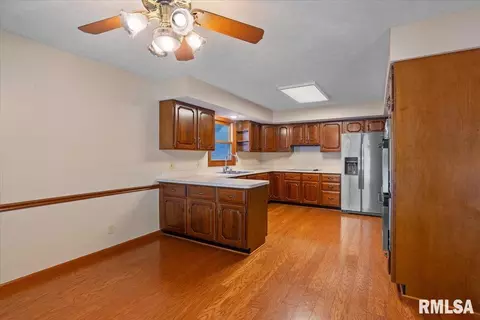 Other - 41 Fairview Ln, Springfield, IL 62711 photo 2 of 12