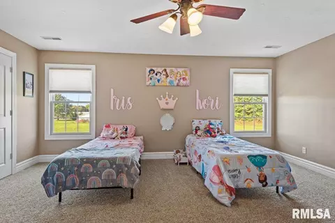 Bedroom - 475 Elle Ct, Springfield, IL 62711 photo 6 of 10