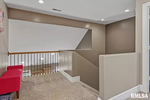 Entry Way - 475 Elle Ct, Springfield, IL 62711 photo 5 of 6
