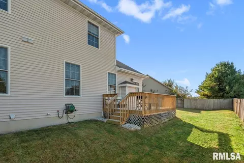 Exterior - 475 Elle Ct, Springfield, IL 62711 photo 5 of 6