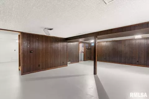 Other - 2600 Selkirk Rd, Springfield, IL 62702 photo 4 of 6
