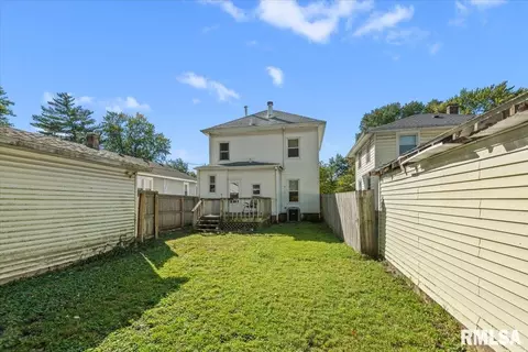 Exterior - 1804 Lowell Ave, Springfield, IL 62704 photo 3 of 7