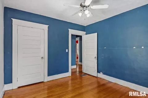 Bedroom - 1804 Lowell Ave, Springfield, IL 62704 photo 4 of 6