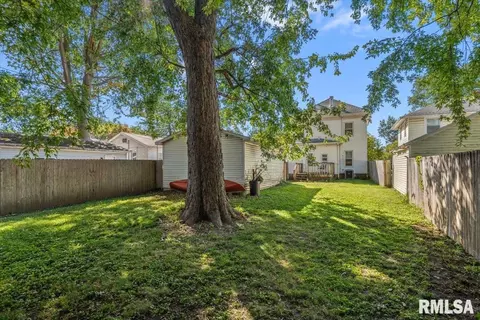 Exterior - 1804 Lowell Ave, Springfield, IL 62704 photo 6 of 7