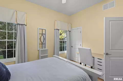 Bedroom - 5408 Reserve Blvd, Springfield, IL 62711 photo 4 of 14