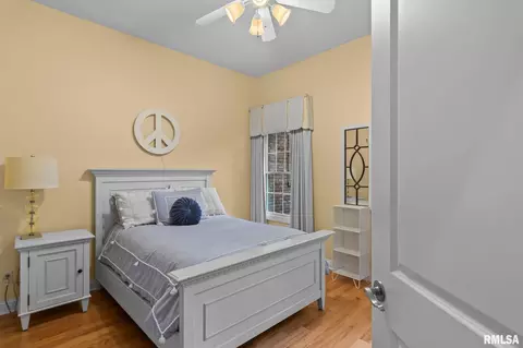 Bedroom - 5408 Reserve Blvd, Springfield, IL 62711 photo 3 of 14