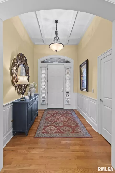 Entry Way - 5408 Reserve Blvd, Springfield, IL 62711 photo 1 of 5