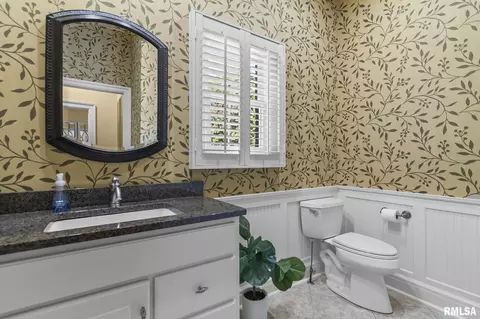 Bath - 5408 Reserve Blvd, Springfield, IL 62711 photo 6 of 7