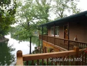 11608 Catatoga Dr, Plainview, IL 62685 photo 3