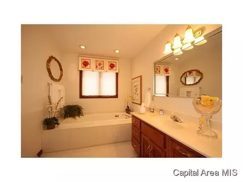3604 Briana, Springfield, IL 62711 photo 21