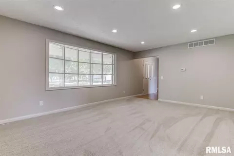7900 Hunt Rd, Springfield, IL 62704 photo 5