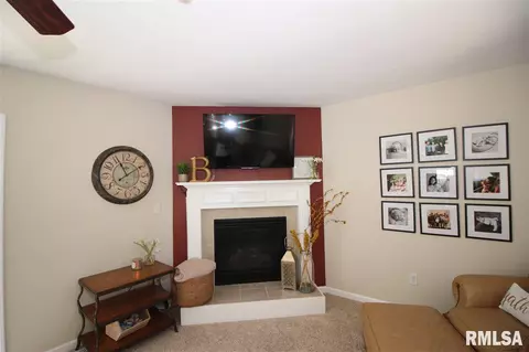37 Longbow Ln, Springfield, IL 62704 photo 7