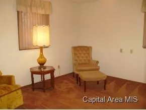 2429 Austin Dr, Springfield, IL 62704 photo 7
